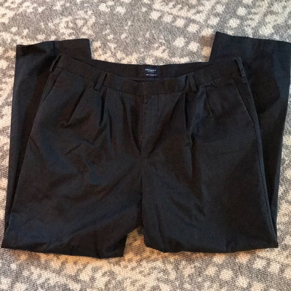 Dockers men’s black dress pants